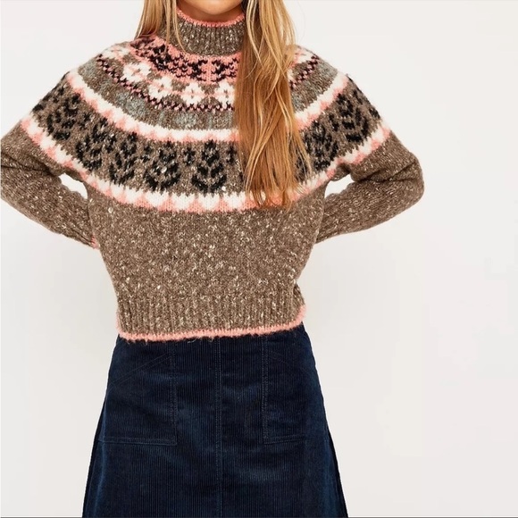 Urban Outfitters Sweaters - Urban outfitters sweater